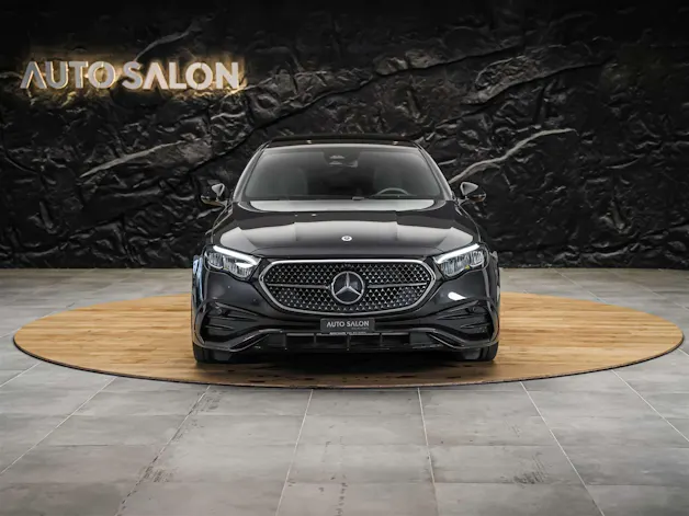 MERCEDES-BENZ E 220 d AMG Line 9G-Tronic *Werksgarantie*21" Felgen*Panorama*Lenkradheizung*