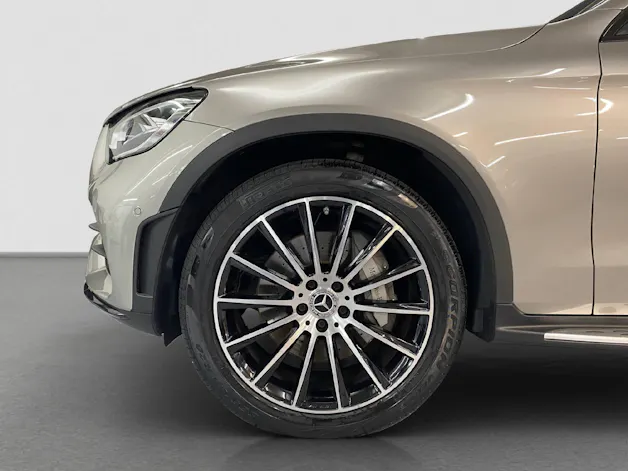 MERCEDES-BENZ GLC 220 d AMG Line 4MATIC