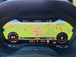 AUDI Q2 40 TFSI S line Attraction quattro S-tronic Daytonagrau Perleffekt