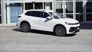 VW Tiguan 2.0 TSI DSG R-Line 4Motion