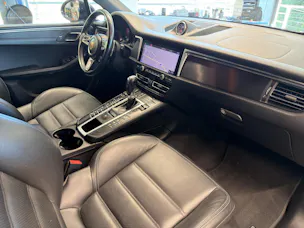 PORSCHE Macan GTS