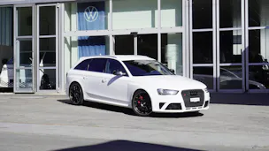 AUDI RS4 Avant 4.2 FSI V8 quattro S-tronic