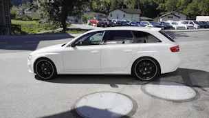 AUDI RS4 Avant 4.2 FSI V8 quattro S-tronic