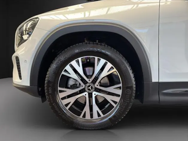 MERCEDES-BENZ GLB 200 7G-Tronic