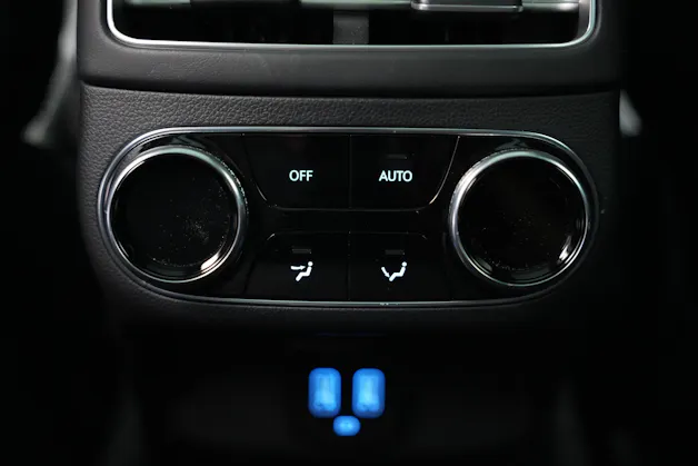 Genesis GV70 2.5 TGDI Premium AT8 AWD