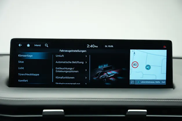 Genesis GV70 2.5 TGDI Premium AT8 AWD