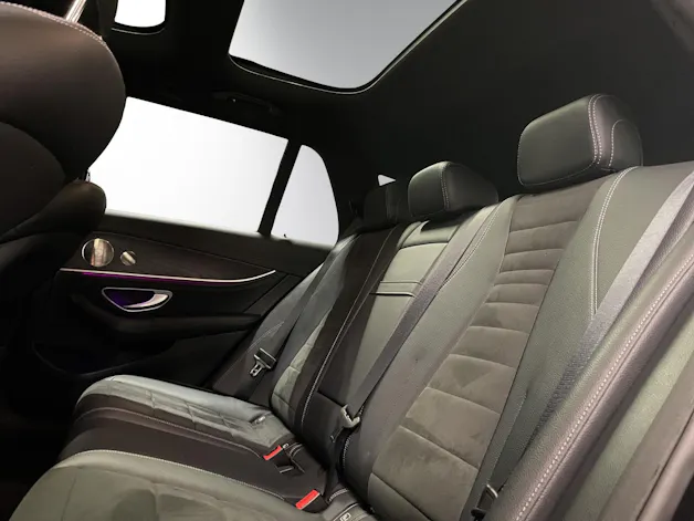 MERCEDES-BENZ E 220 d T 4Matic Swiss Star 9G-Tronic