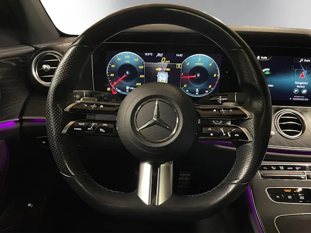 MERCEDES-BENZ E 220 d T 4Matic Swiss Star 9G-Tronic