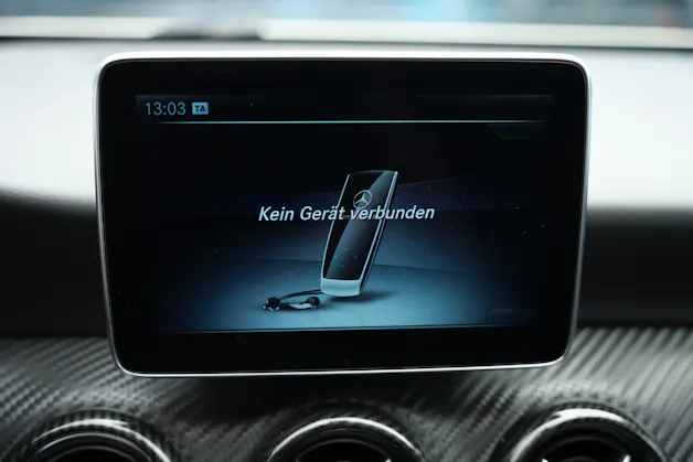 MERCEDES-BENZ A 250 AMG Line 7G-DCT *A45 Optik* *CH-Fahrzeug*