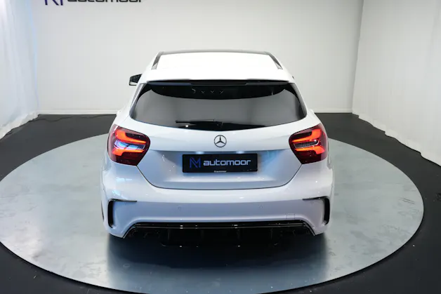 MERCEDES-BENZ A 250 AMG Line 7G-DCT *A45 Optik* *CH-Fahrzeug*