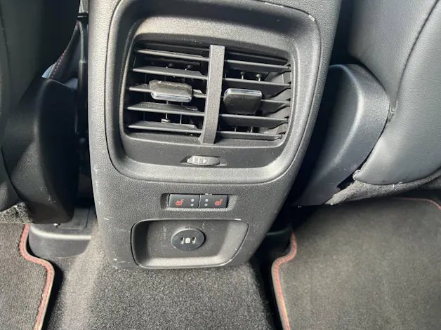 FORD Kuga 2.5 Hybrid ST-Line X 4x4