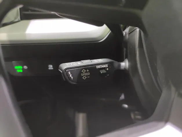 AUDI Q4 e-tron 50 quattro
