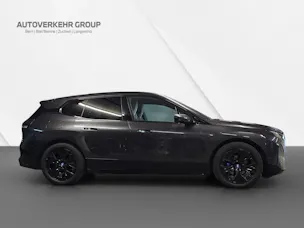 BMW iX xDrive40