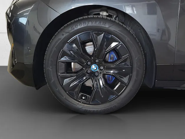 BMW iX xDrive40