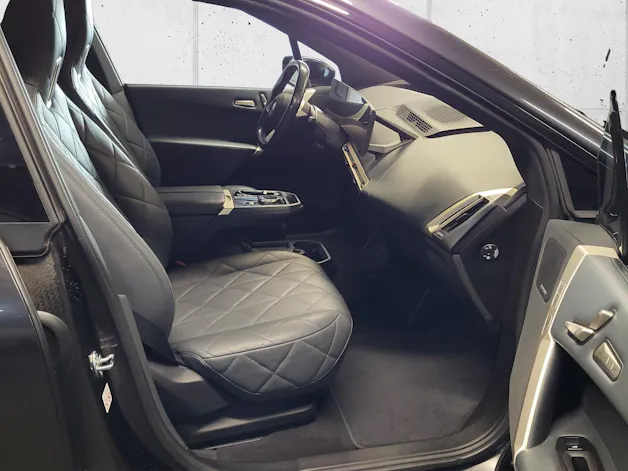 BMW iX xDrive40
