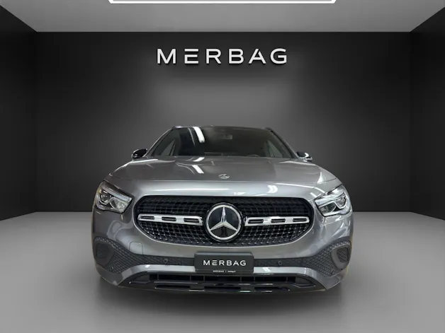 MERCEDES-BENZ GLA 250e Progressive 8G-D