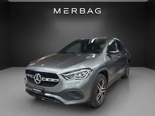 MERCEDES-BENZ GLA 250e Progressive 8G-D