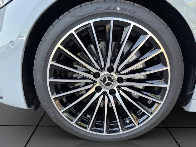 MERCEDES-BENZ C 220 d T 4 Matic