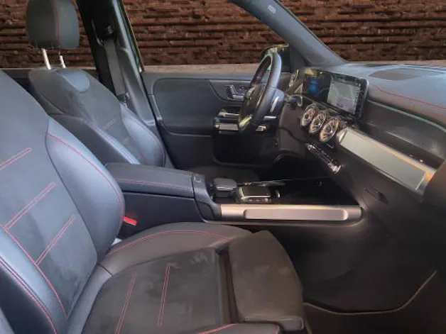 MERCEDES-BENZ EQB 350 AMG Line 4Matic