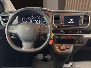 PEUGEOT Traveller 2.0 BlueHDi Business Standard EAT8