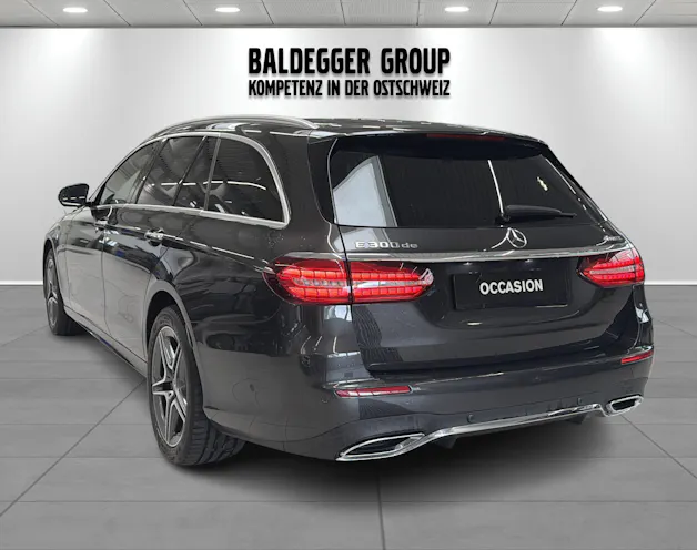 MERCEDES-BENZ E 300 de T 4Matic AMG Line 9G-Tronic