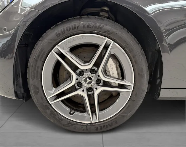 MERCEDES-BENZ E 300 de T 4Matic AMG Line 9G-Tronic