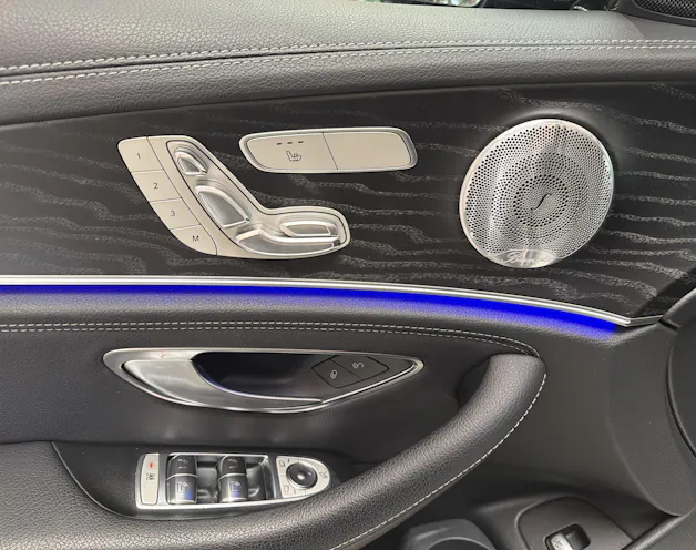 MERCEDES-BENZ E 300 de T 4Matic AMG Line 9G-Tronic