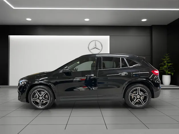 MERCEDES-BENZ GLA 250 4Matic 8G-DCT Swiss Star