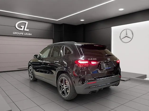 MERCEDES-BENZ GLA 250 4Matic 8G-DCT Swiss Star