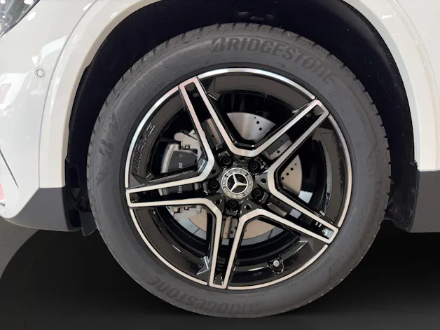 MERCEDES-BENZ GLA 220 4Matic 8G-DCT