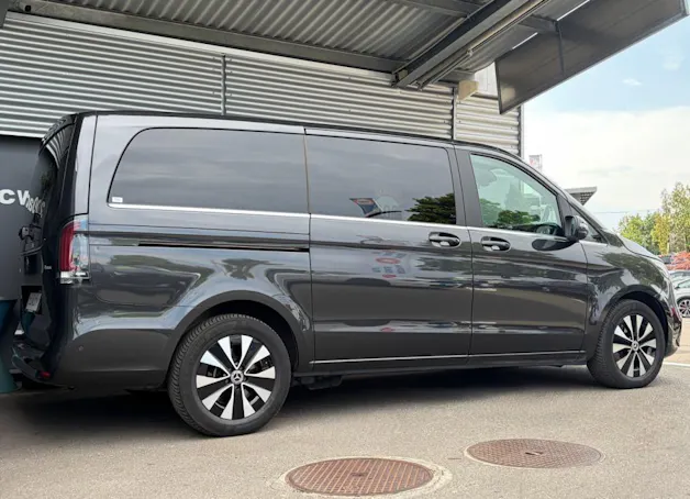 MERCEDES-BENZ V 250 d lang Avantgarde 9G-Tronic