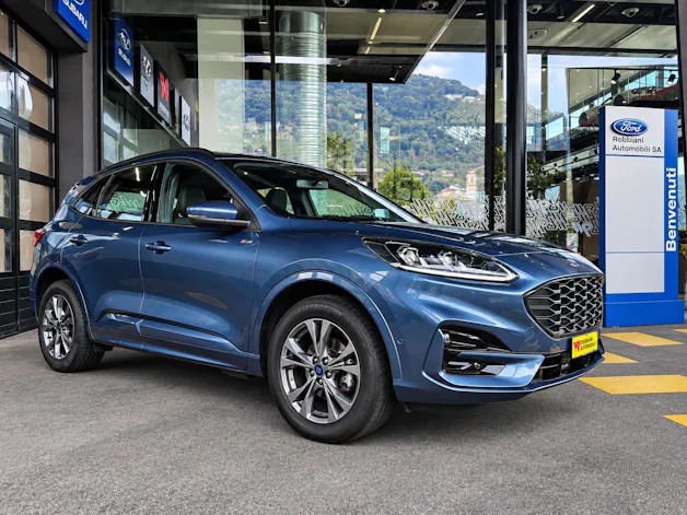 FORD Kuga 2.5 PHEV ST-Line 2WD