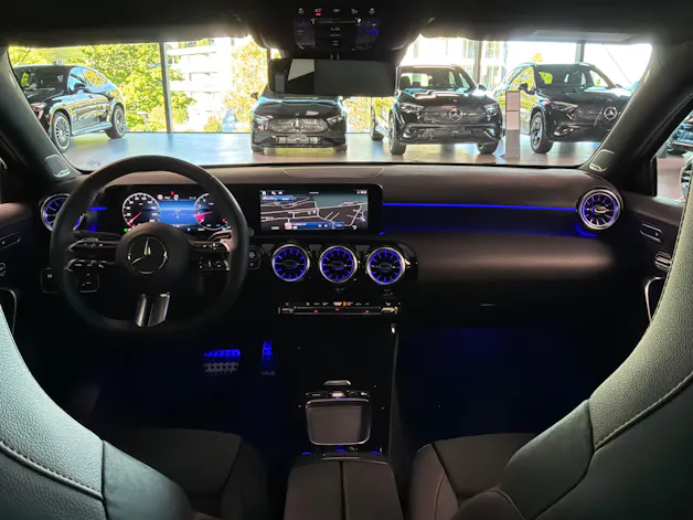 MERCEDES-BENZ A 220 4Matic 8G-DCT