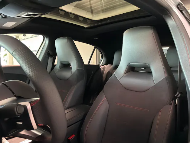 MERCEDES-BENZ A 220 4Matic 8G-DCT