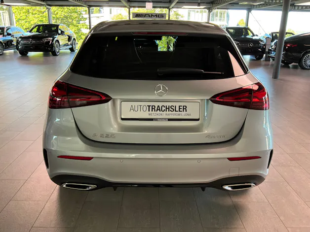 MERCEDES-BENZ A 220 4Matic 8G-DCT