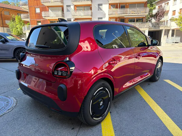 RENAULT Twingo E-Tech 27kWh Techno