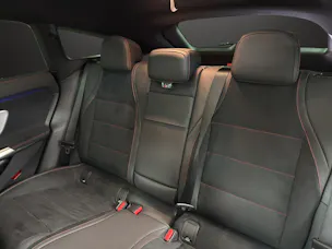 MERCEDES-BENZ CLA Shooting Brake 220 4Matic 8G-DCT