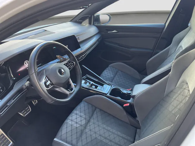 VW Golf 1.5 eTSI mHEV ACT R-Line DSG