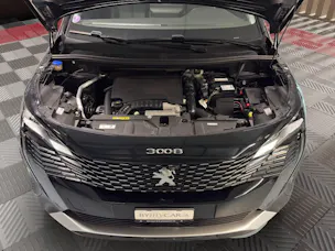 PEUGEOT 3008 1.2 PureTech Allure Pack EAT8