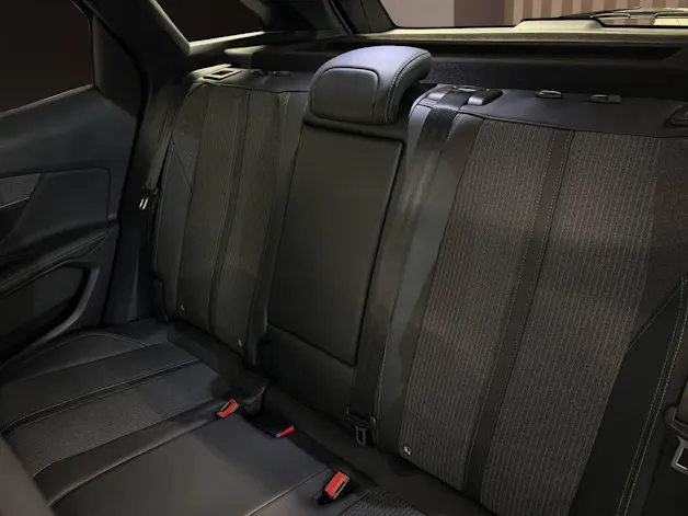 PEUGEOT 3008 1.2 PureTech Allure Pack EAT8