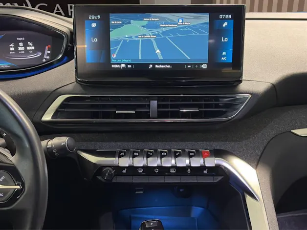 PEUGEOT 3008 1.2 PureTech Allure Pack EAT8