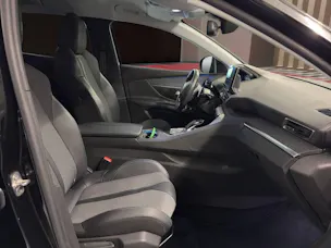 PEUGEOT 3008 1.2 PureTech Allure Pack EAT8