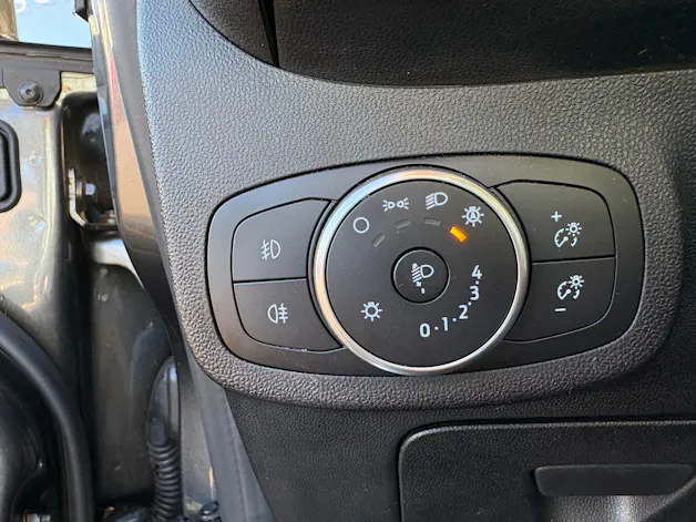 FORD Fiesta 1.0 SCTi Vignale Automat