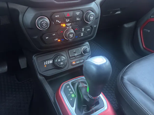 JEEP Renegade 1.3 T PHEV Trailhawk AWD