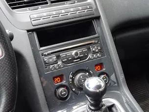PEUGEOT 5008 2.0 HDI Allure