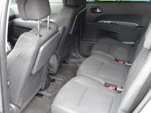 PEUGEOT 5008 2.0 HDI Allure