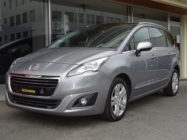 PEUGEOT 5008 2.0 HDI Allure