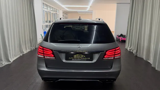 MERCEDES-BENZ E 220 CDI Avantgarde 7G-Tronic