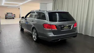 MERCEDES-BENZ E 220 CDI Avantgarde 7G-Tronic