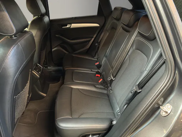 AUDI Q5 2.0 TDI quattro S-tronic